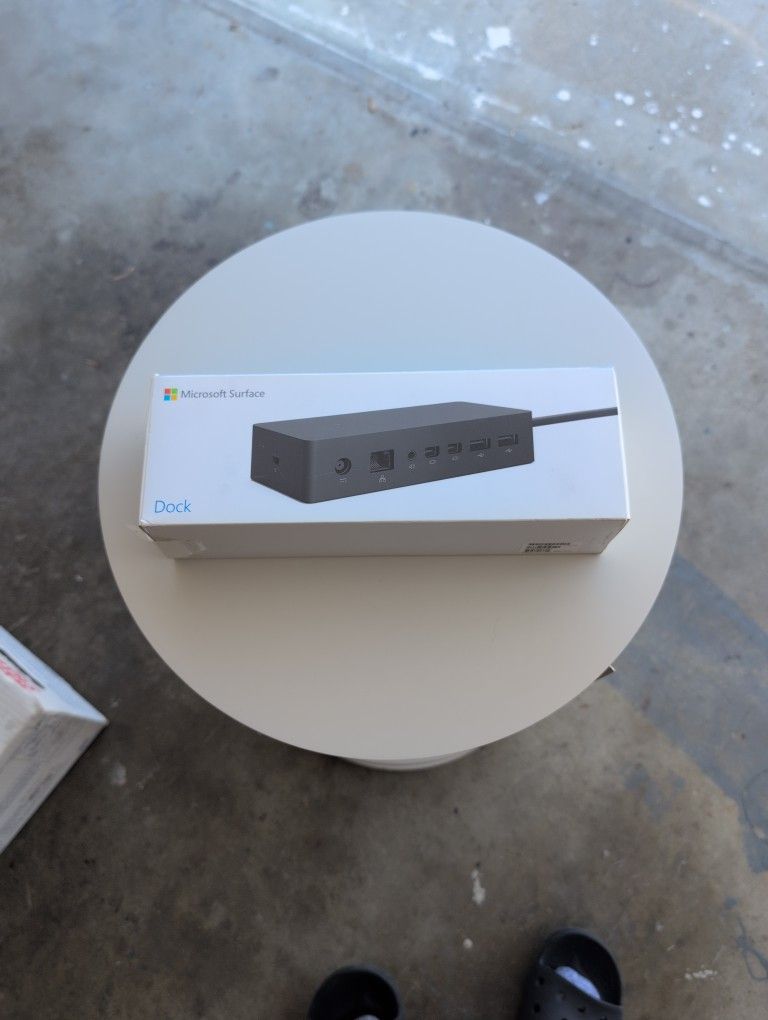 Microsoft Surface Dock
