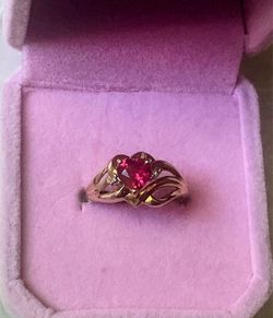 Women’s 1/2 ct Heart Shaped Natural Ruby w/ Diamond Accents