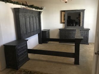 Gray Rustic Wood King Size Bedroom Set