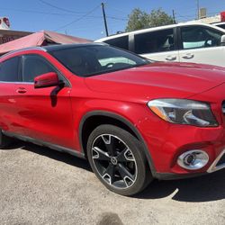 2018 Mercedes-Benz GLA 250!!! 