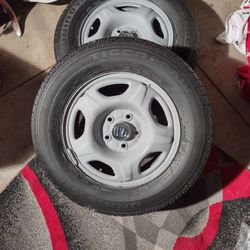 Set Of 4 Honda Rims With Tires