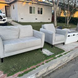 Free Stuff On Curb 
