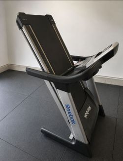 Reebox spacesaver treadmill