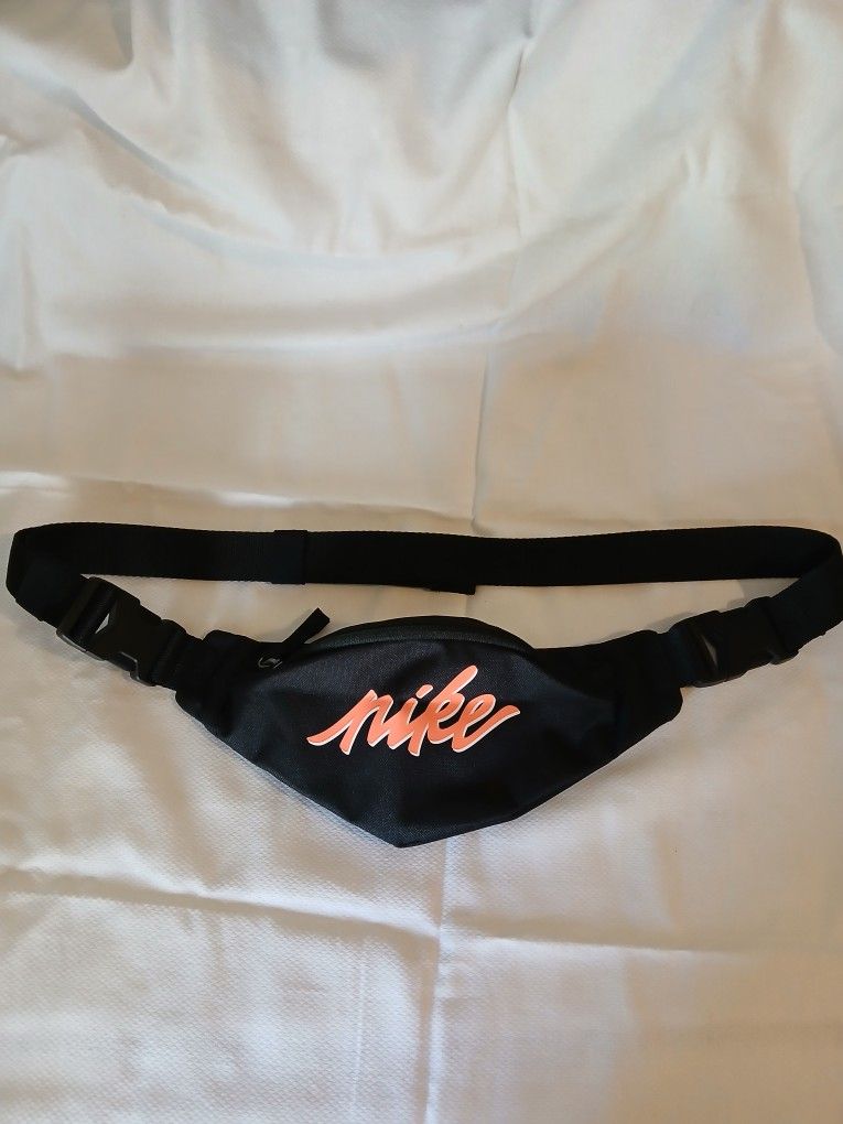 Nike Fanny Pack