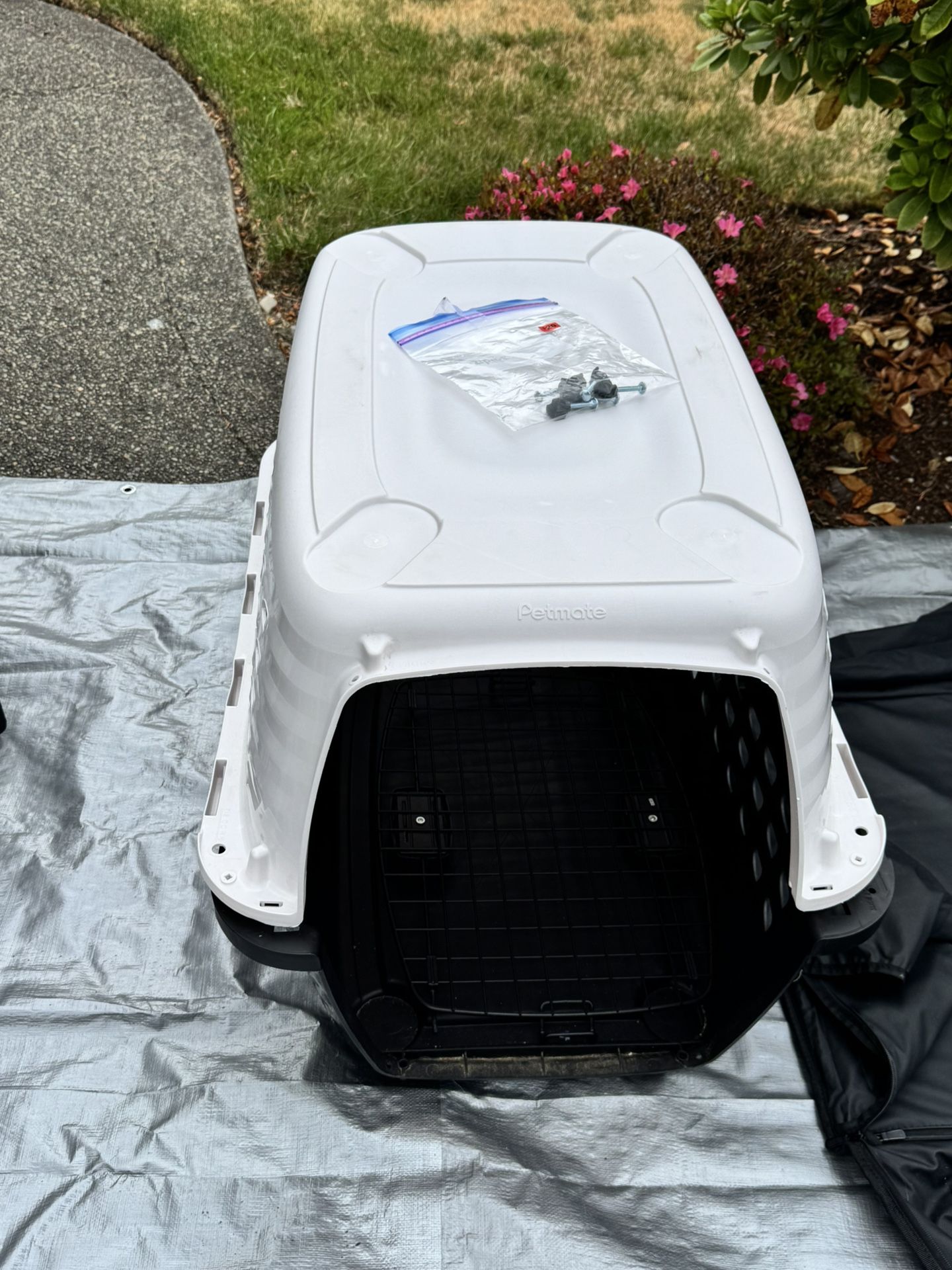 Petmate Medium Dog Crate