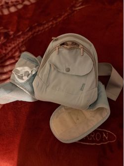 Baby hip carrier