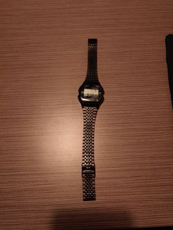 Timex T80 Black Metal Bracelet Watch Retro