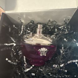 Perfume And Cologne 