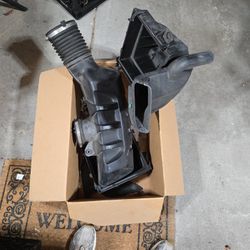 2014 Jeep Grand Cherokee  V8. Stock Intake