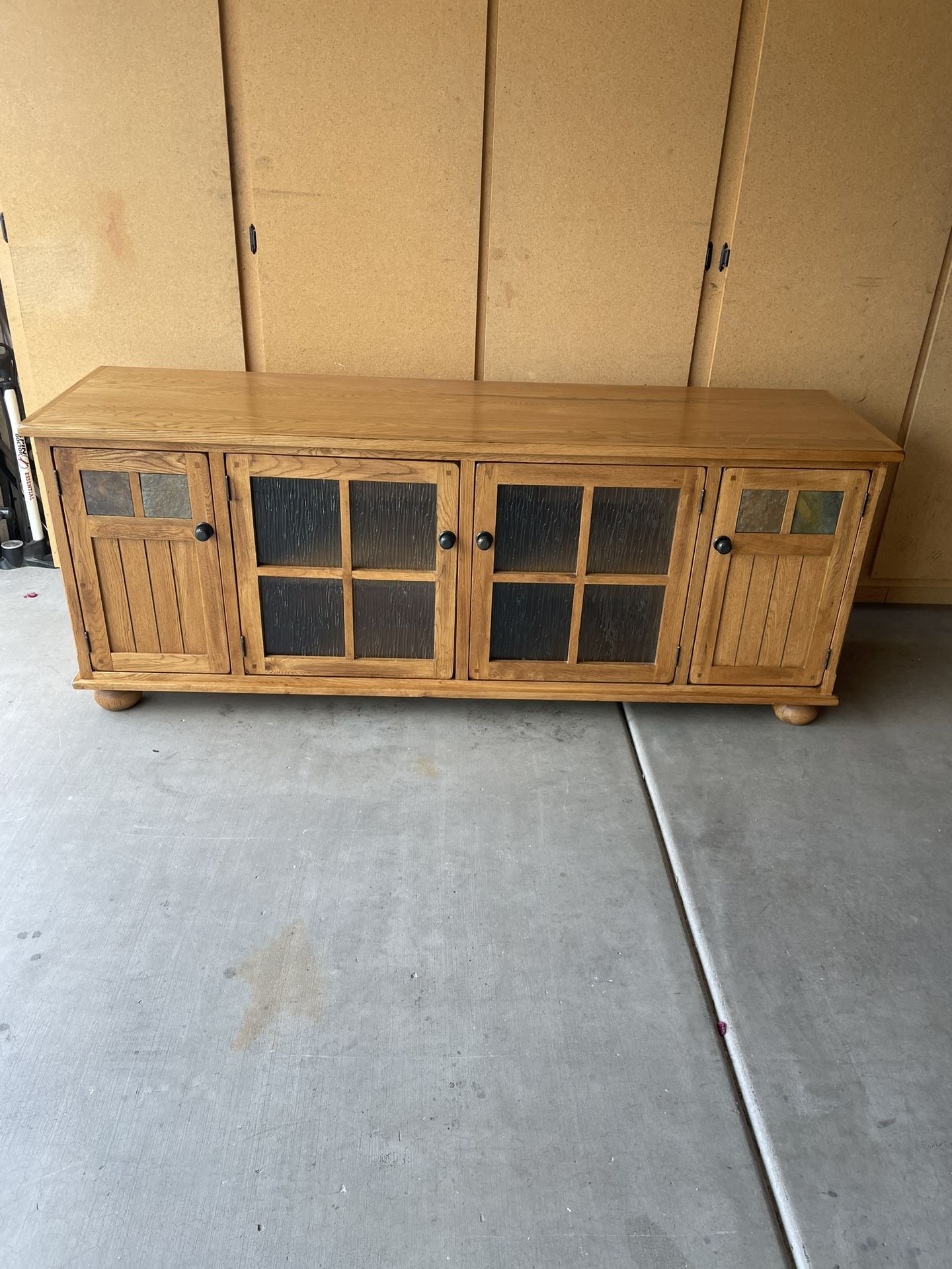 TV Stand / Entertainment Cabinet/ Credenza