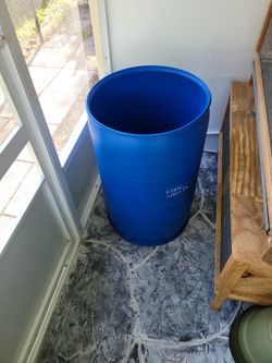 Large 60 gallon Plastic Container, No Lid 