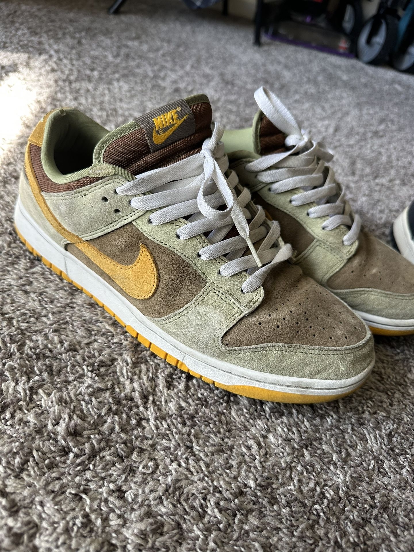 Nike Dunks 