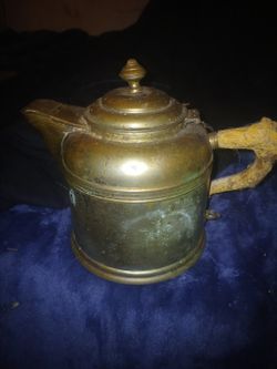 Antique Rome.  Metal  Ware  Tea Pot  