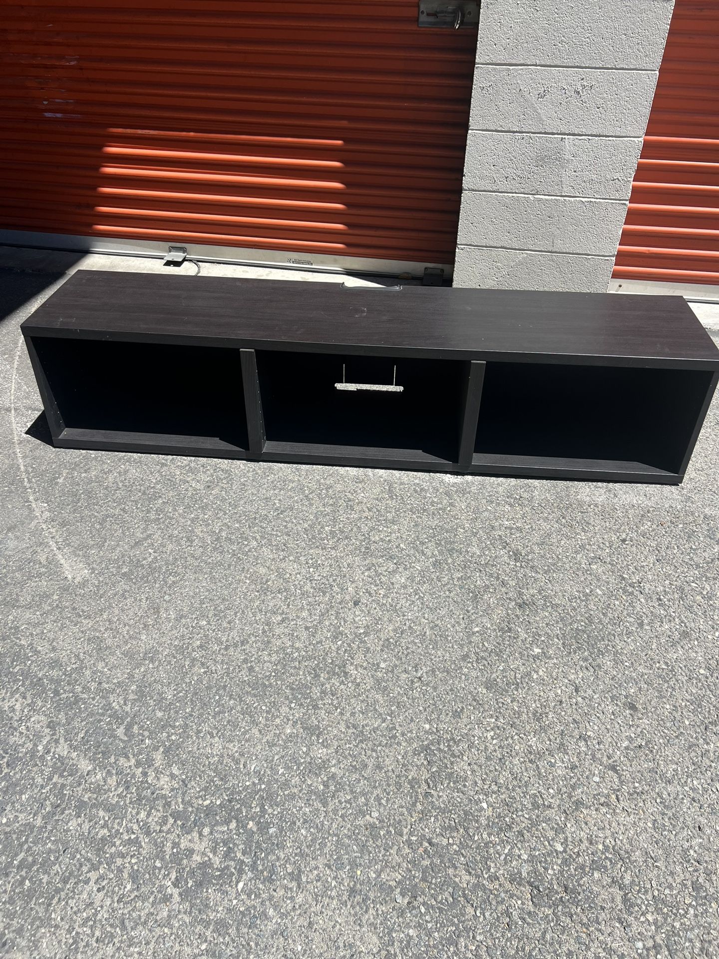 BIG DADDY CUBE MEDIA BENCH – 3-SECTION STORAGE SLAPPER 🖤