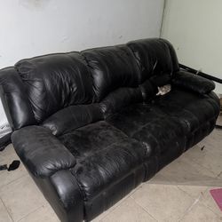 FREE COUCH 