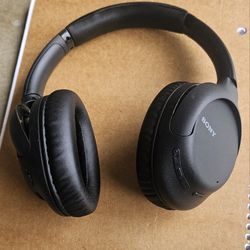 Sony WCHCH710N Noise Cancelling Headphones (SEE DESCRIPTION)