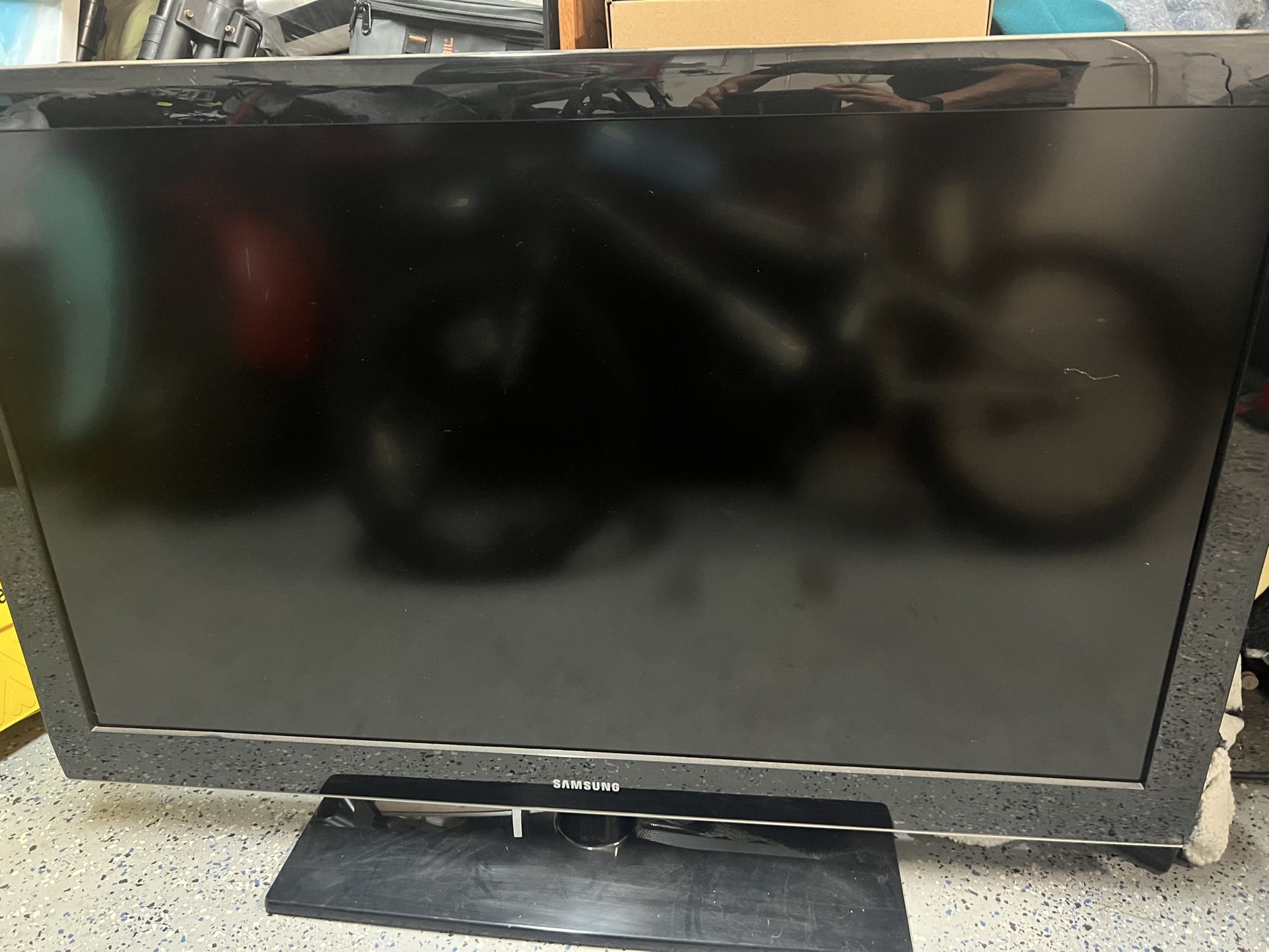 Samsung 49” Flatscreen Tv
