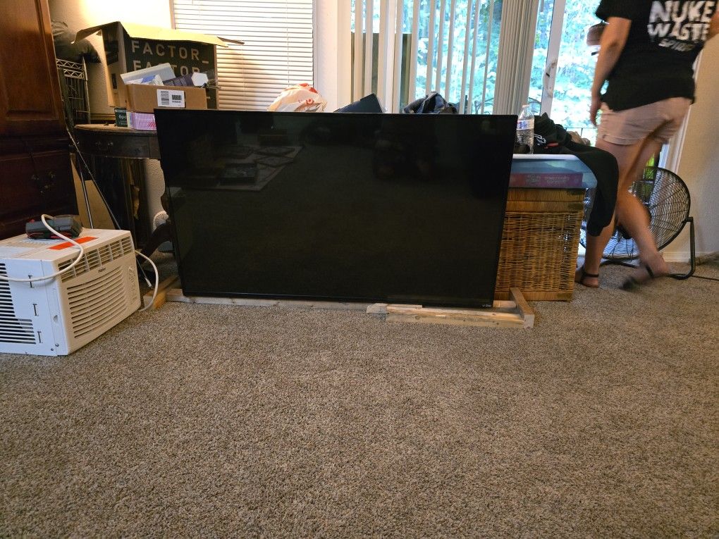 55" Vizio TV 