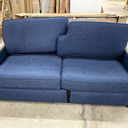 Like New Pull Out Coach/Sleeper Sofa