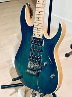 Ibanez Electric Guitar Blue Burst