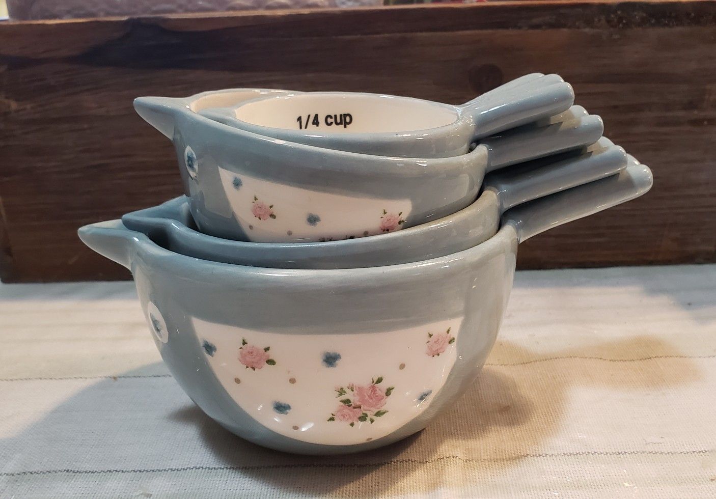 Ceramic measuring cup set