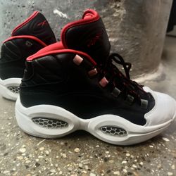 Reebok Sneakers