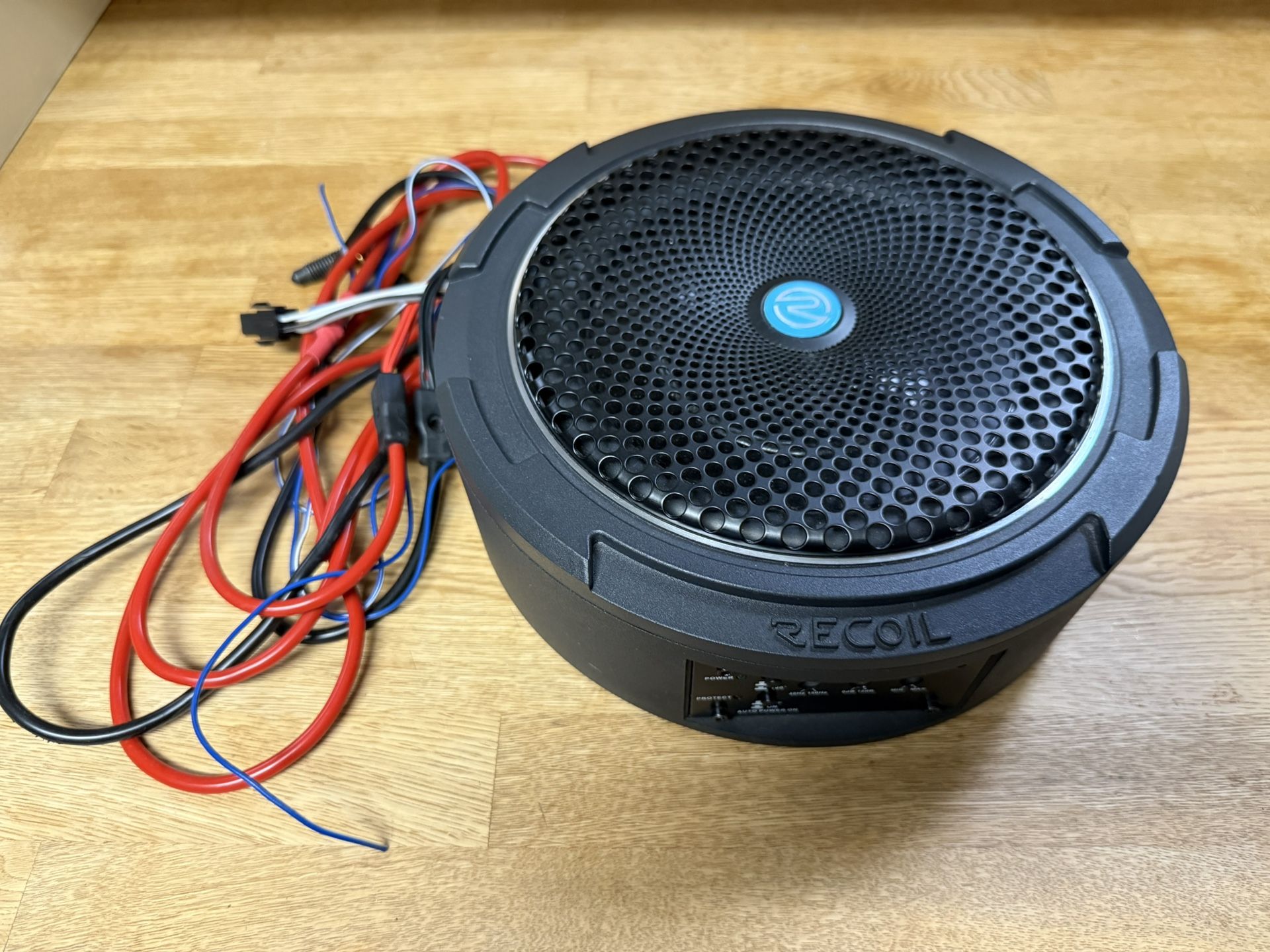 Recoil SL1708 8” Under Seat Slim Amplified Car Subwoofer 240 Watts Peak/120 RMS