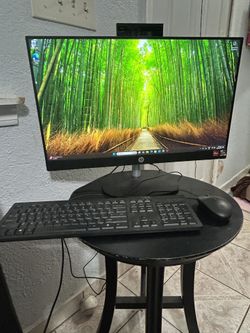 HP All In One Desktop 24’ Ryzen 3. 512gb