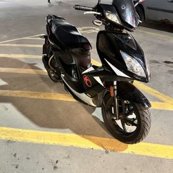 2012 KYMCO SUPER 8 175