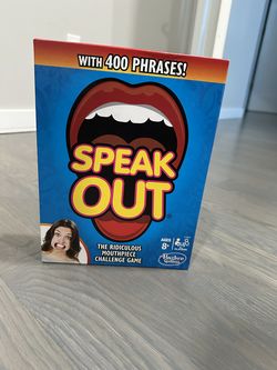 Hasbro Gaming Speak Out Game Mouthpiece Challenge, 400 Phrases Edition