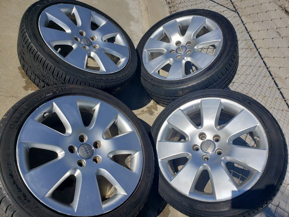 AUDI 18"INCH WHEELS WITH 235/40/18 TIRES + TPMS AIR SENSORS