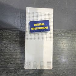 EXTECH DIGITAL LIGHT METER