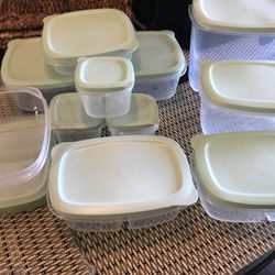 30 Piece Kitchen Tupperware Containers 