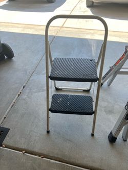 Safety 1ST step ladder