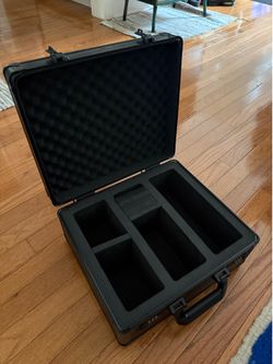 POKEMON - SPORTS CARD SLAB & CARD CASE