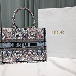 Book Tote Dior Medium