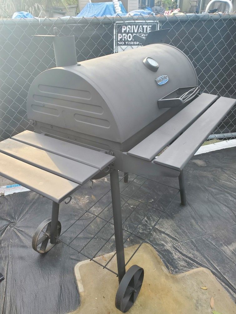 Charcoal G rill BBQ