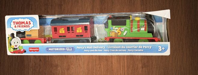 THOMAS & FRIENDS  MOTORIZED CLASSIC PERCY TOY TRAIN ENGINE. FISHER PRICE