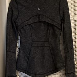 Lululemon Defines Jacket Size 4