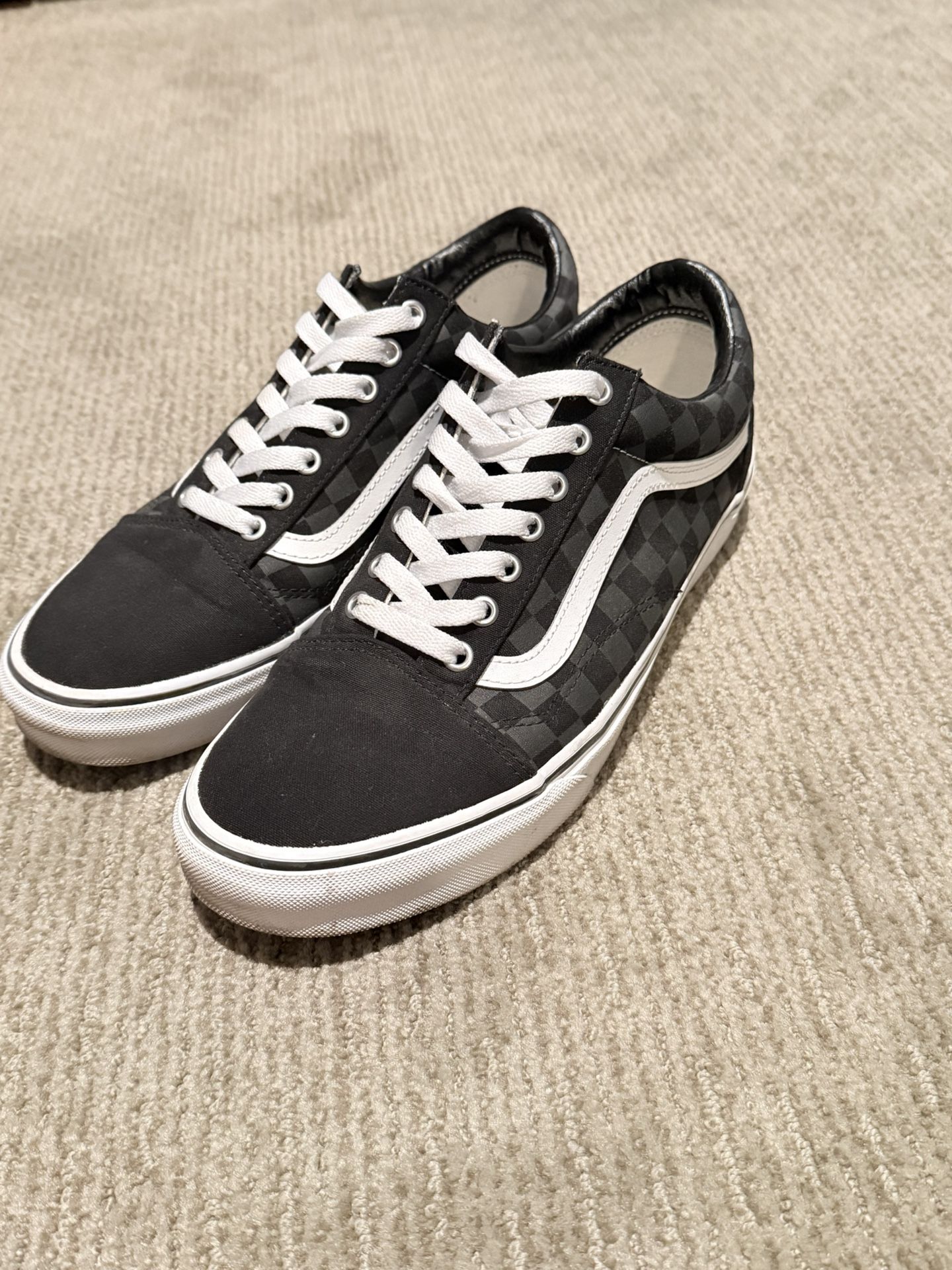 Checkered Old Skool Vans Men’s 11