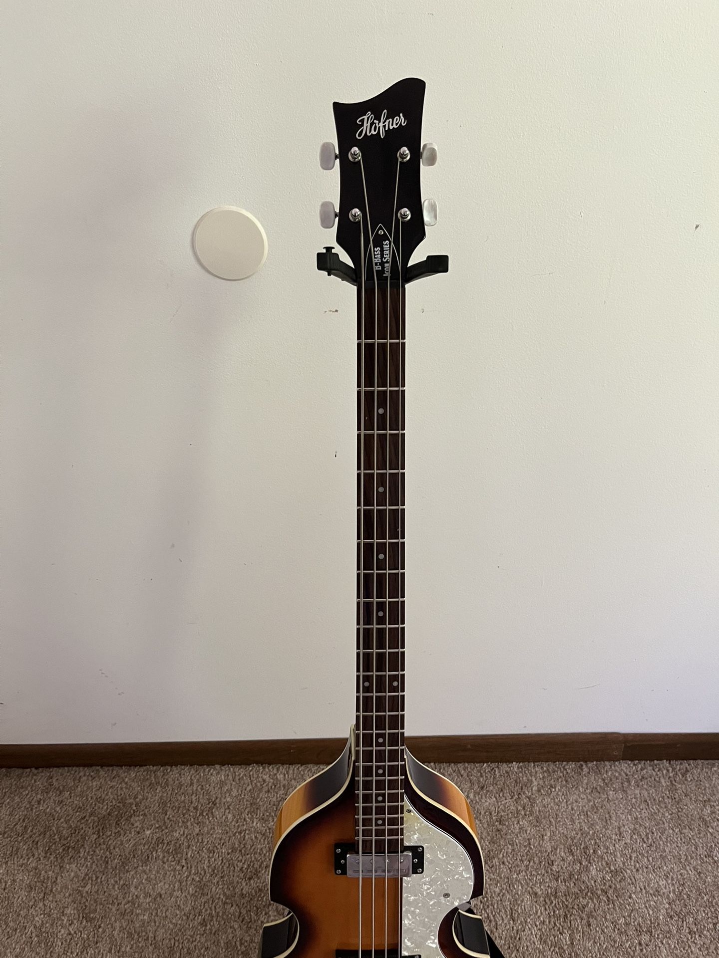 Hofner B-Bass Icon Series