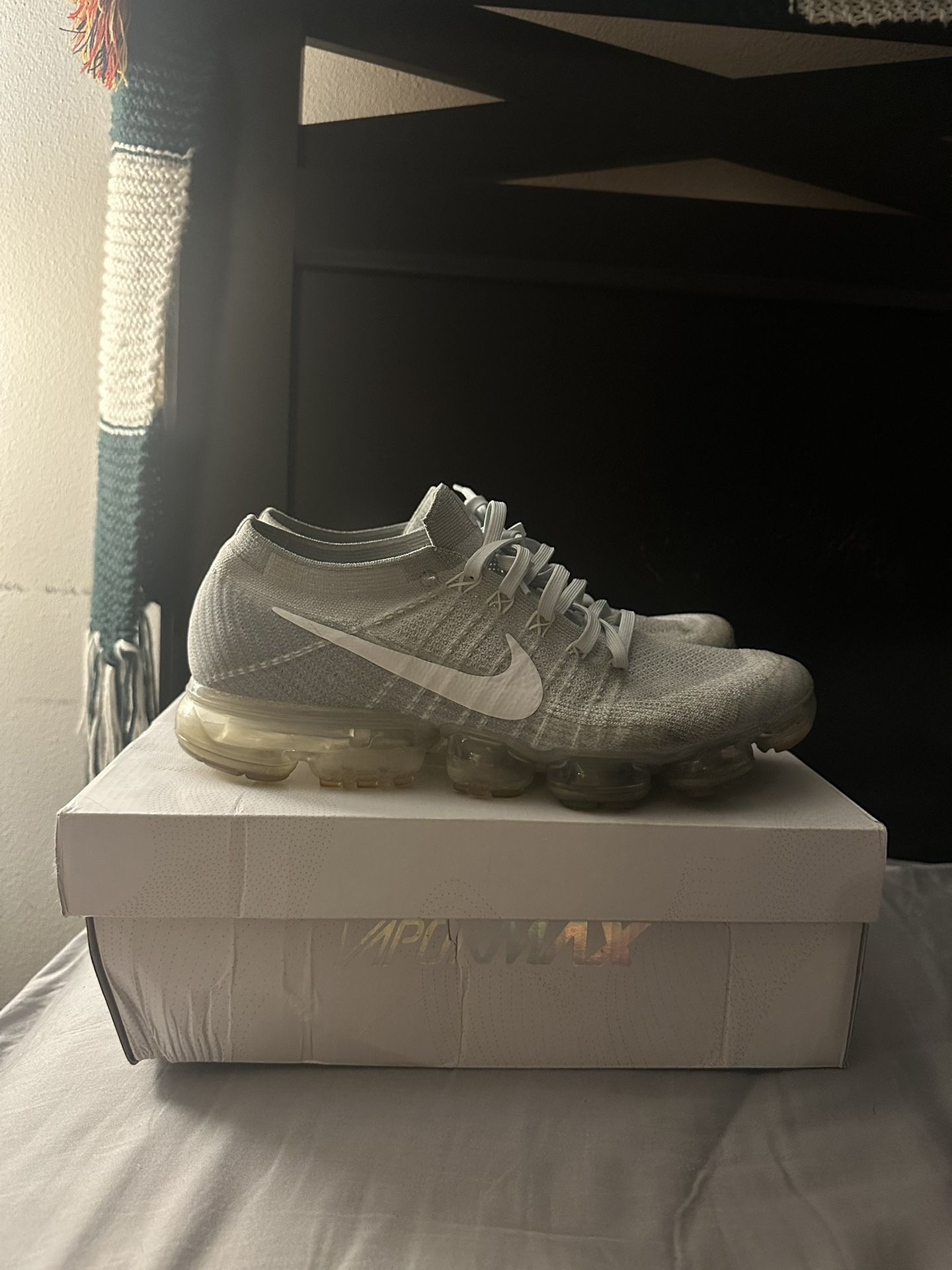 Nike Vapormax Flynit "Pure Platinum"