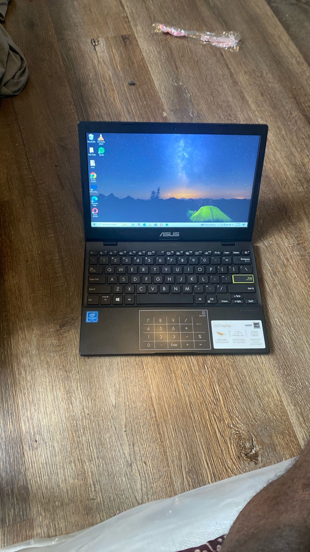 Asus
