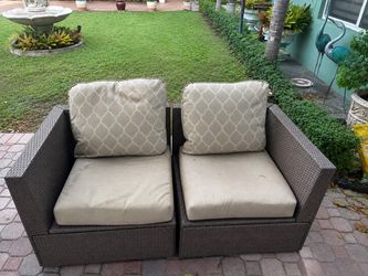 Outdoor Wicker Lounge Chairs Set of 2
