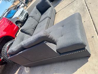 Sectional sofa couch