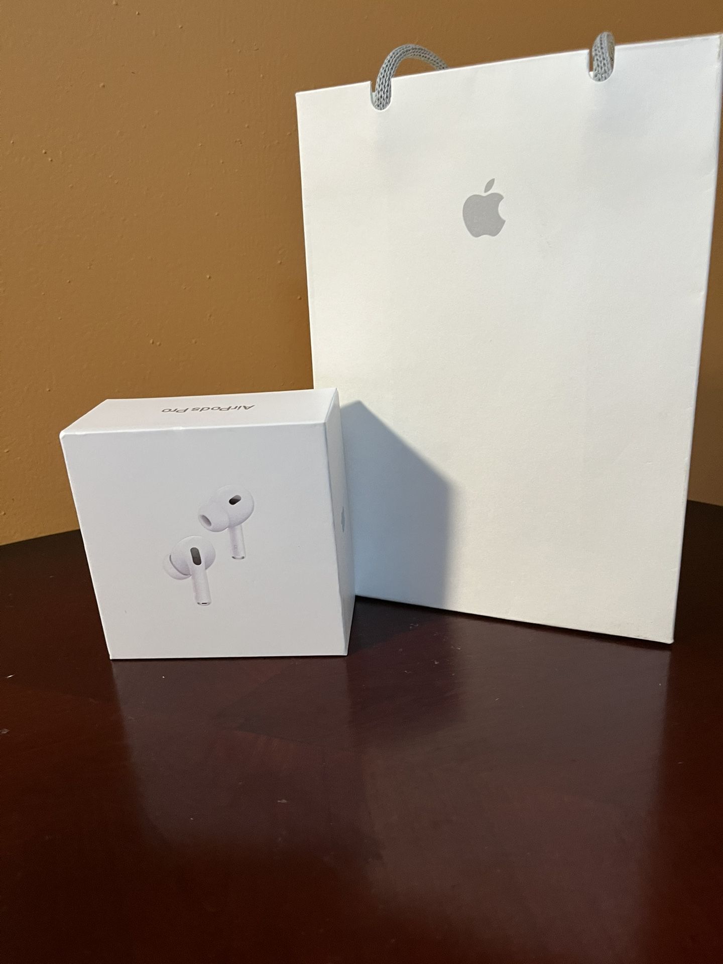 AirPods Pro 2nd Generation with MagSafe Wireless Charging Case (USB-C)