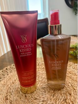 Victoria’s Secret set
