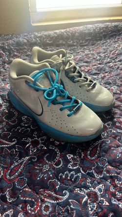 Lebron Shoes 4 1/2 Youth 