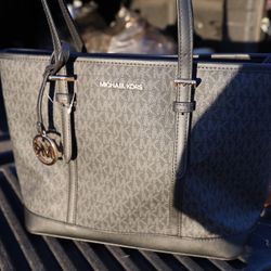 michael kors Jet Set Travel Large Logo Tote Bag