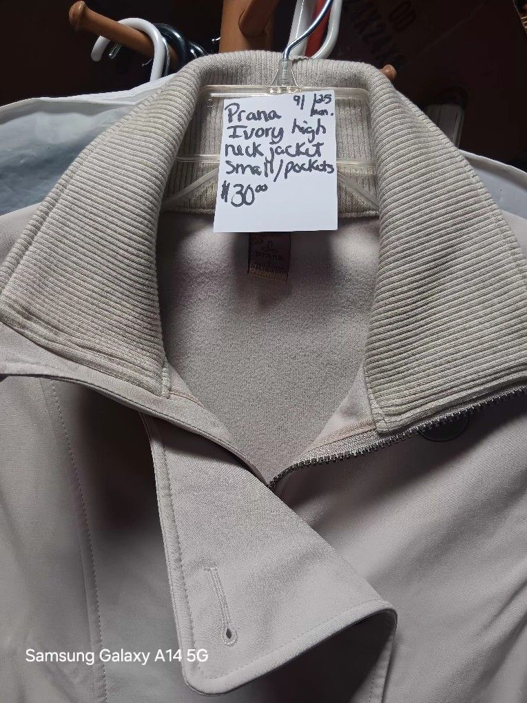 Womans  High Neck Jacket Small